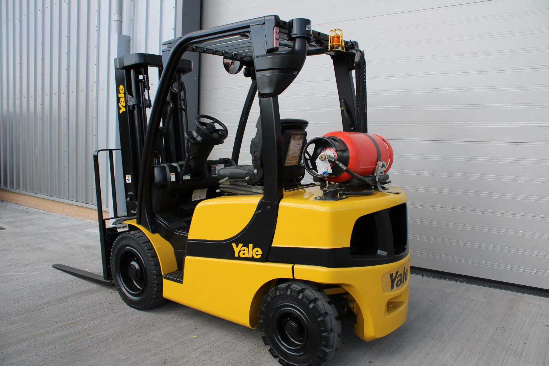 Yale GDP25VX Forklift