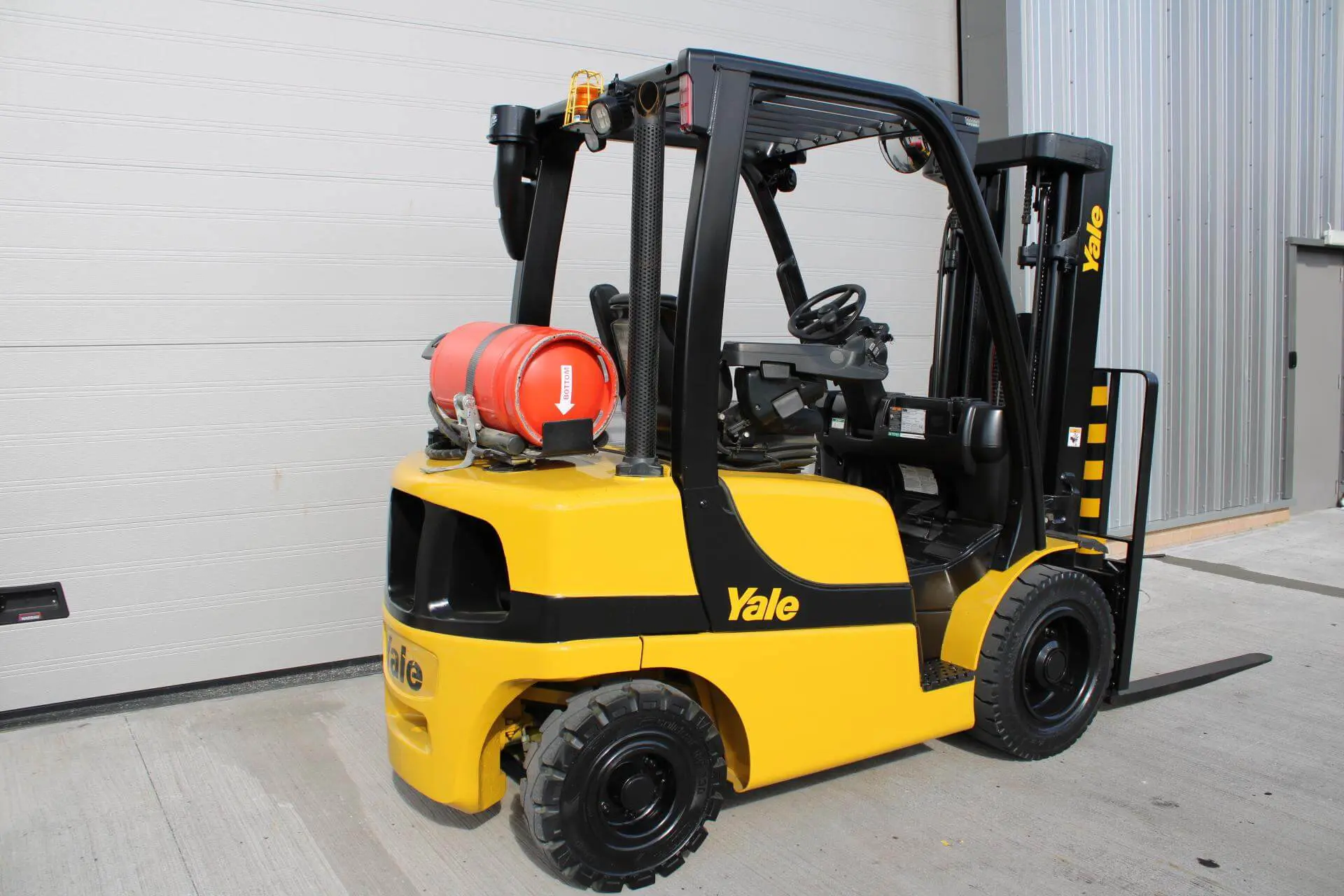 Yale GDP25VX Forklift