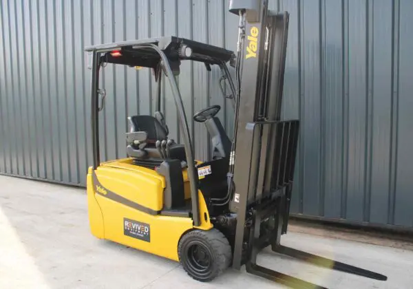 YALE ERP20VT Electric Forklift