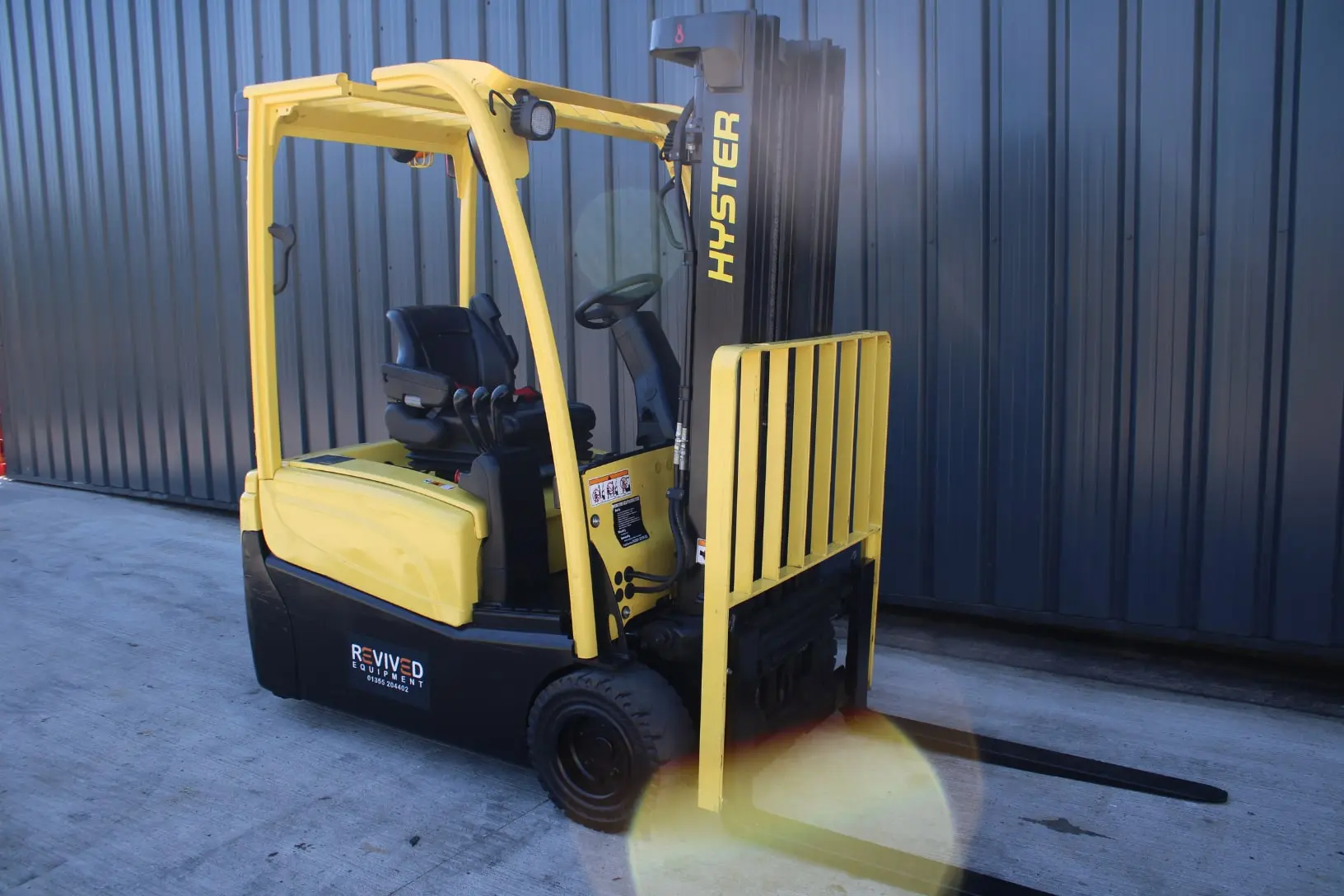 Hyster J1.8XNT 4-Wheel Electric Forklift