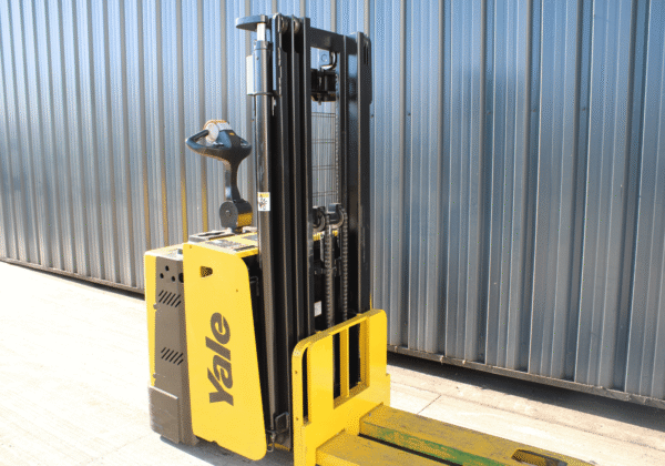 YALE MS15XIL Electric Stacker Truck