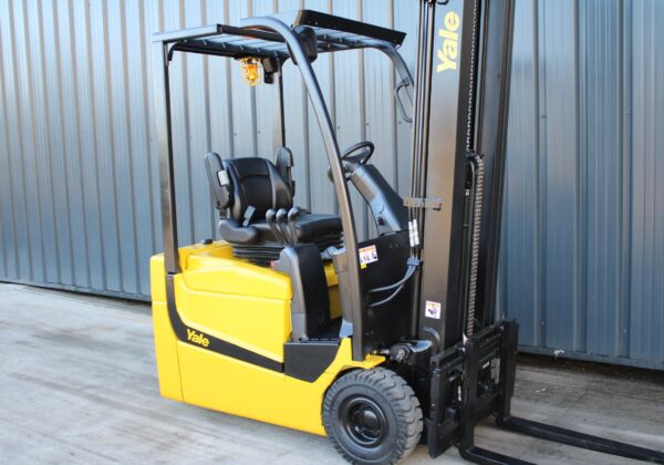 YALE ERP15VC Electric Forklift