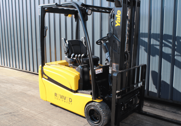 YALE ERP20VT Electric Forklift