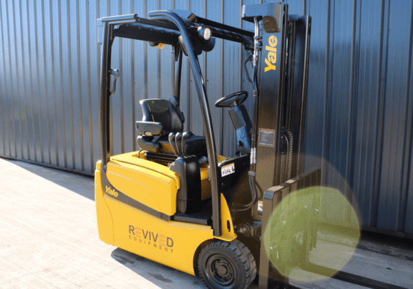 YALE ERP16VT Electric Forklift