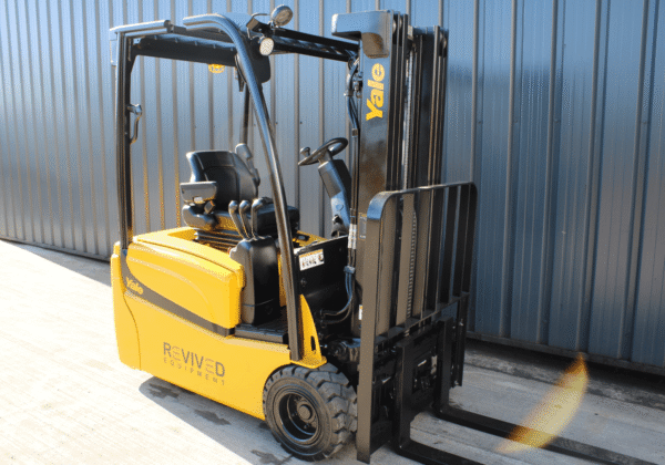 YALE ERP20VT Electric Forklift