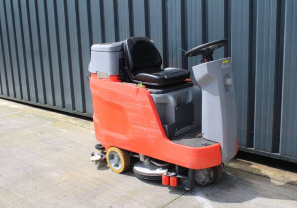 Hako Scrubmaster B75R